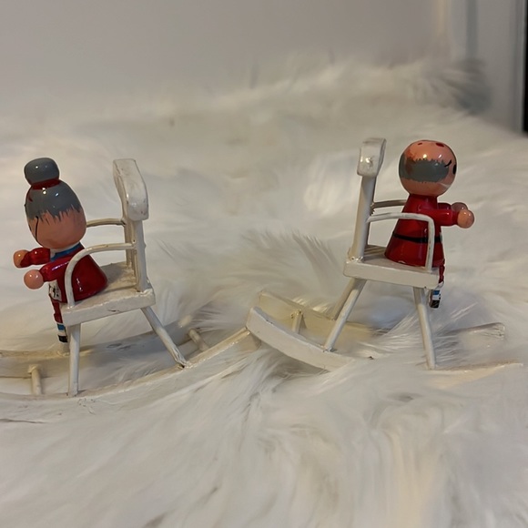 🤶Vintage Wooden Santa & Mrs Clause 3” Decorations🎅🏻 - Picture 3 of 4